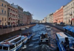 Увлекательная экскурсия по рекам и каналам Петербурга